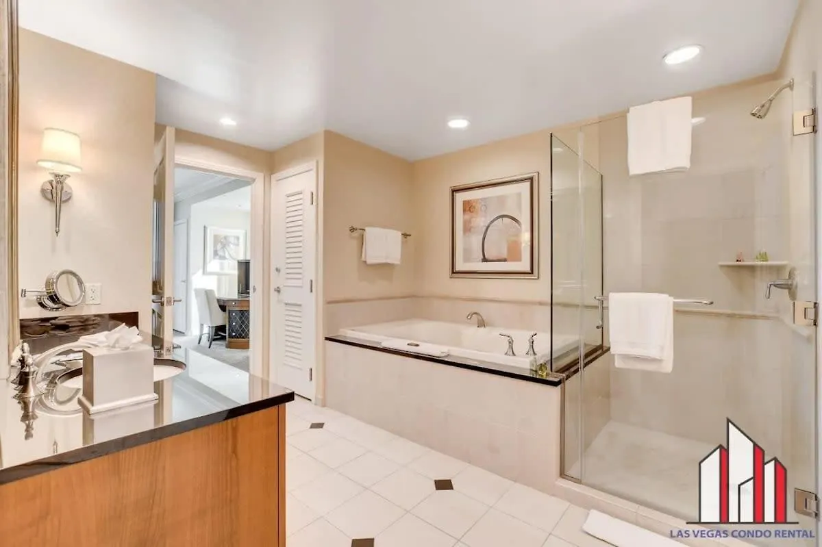 Signature 2Br3Ba F1 View Balcony Ste 08-801 And 03 Las Vegas