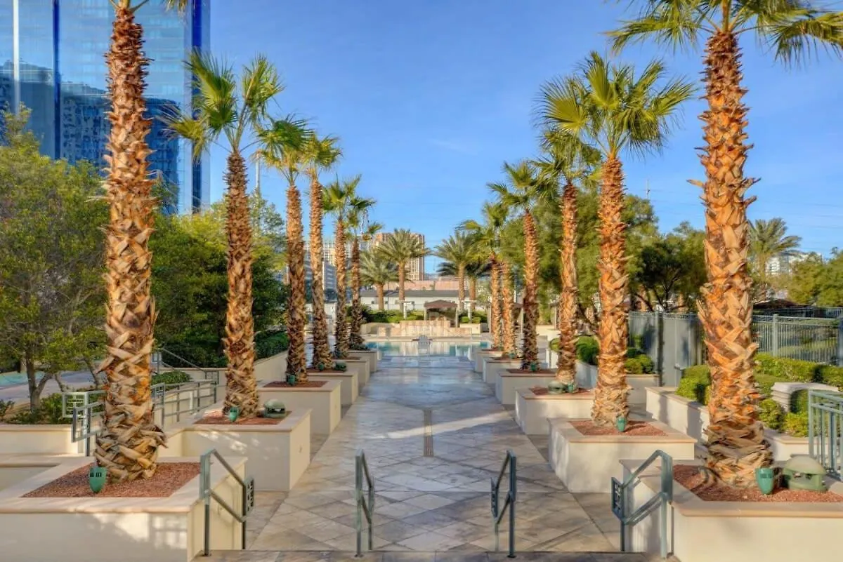 Signature 2Br3Ba F1 View Balcony Ste 08-801 And 03 Las Vegas